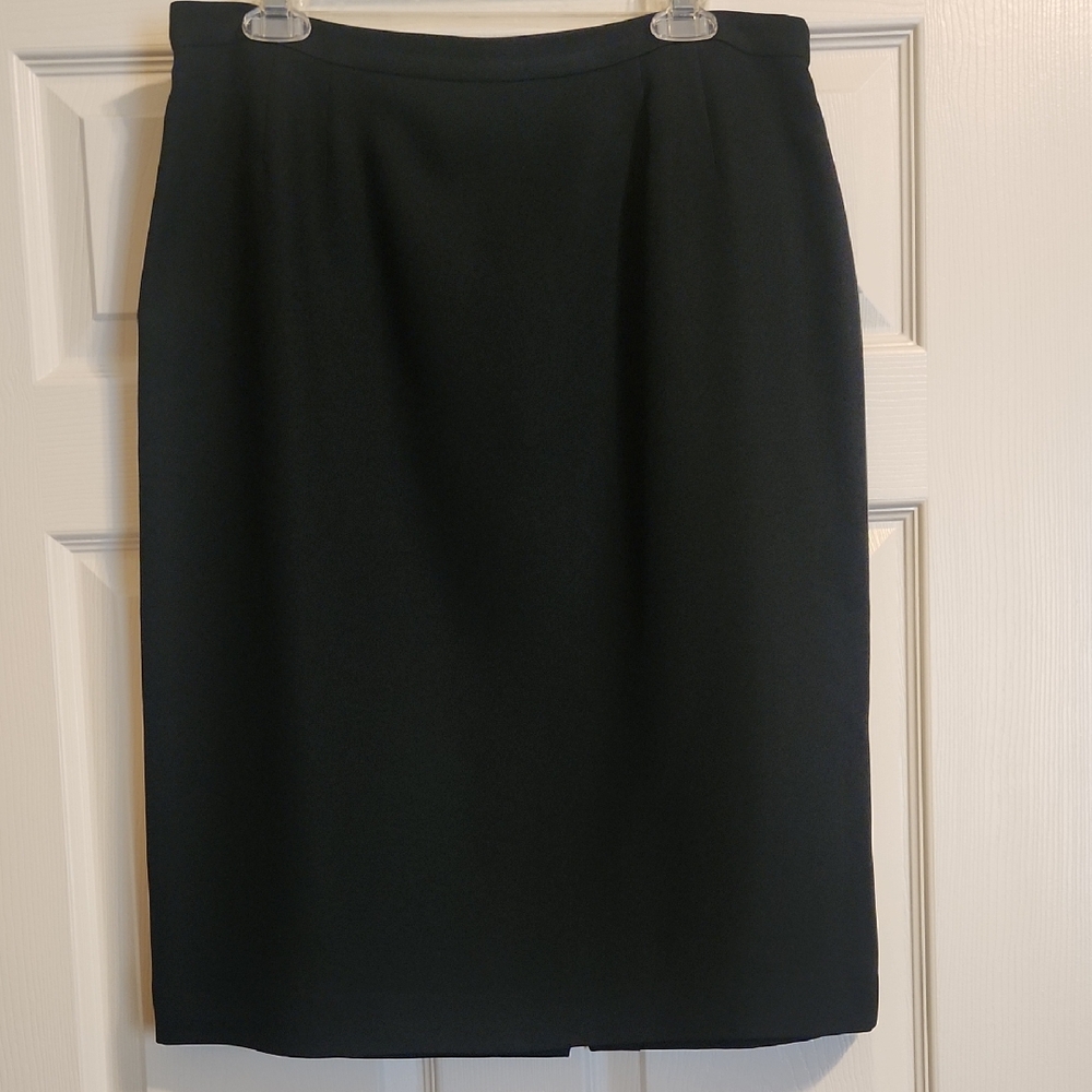 Kasper & Company ASL Black Lined Skirt, 16
